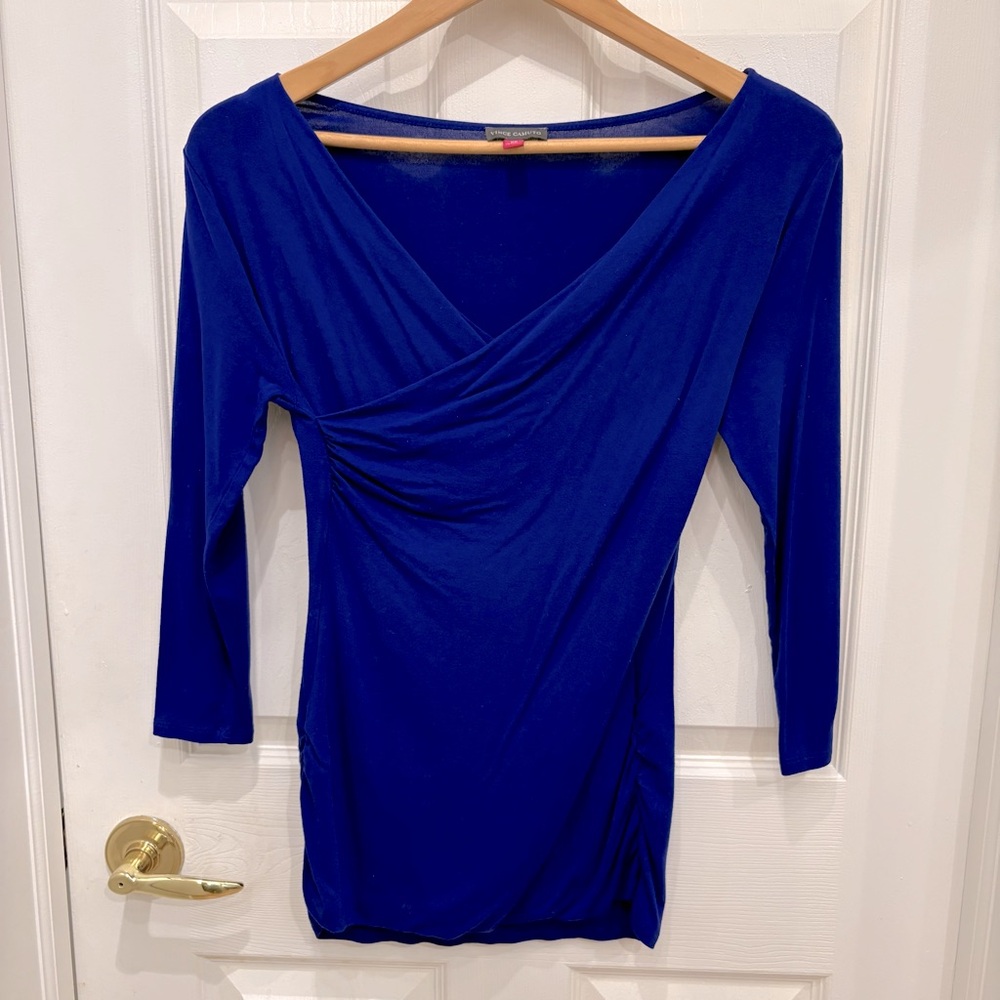 💠 3/$10 VINCE CAMUTO Blue Wrap Blouse